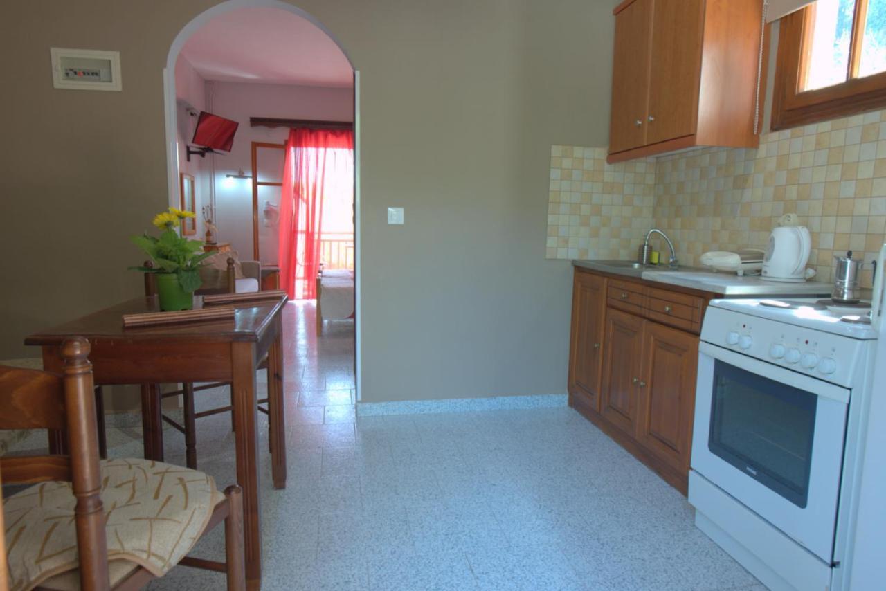 איפסוס Ilias Apartments מראה חיצוני תמונה